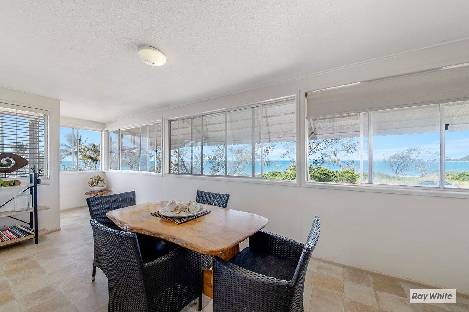 84 Esplanade, Lammermoor QLD 4703, Lammermoor - Thumbnail 4