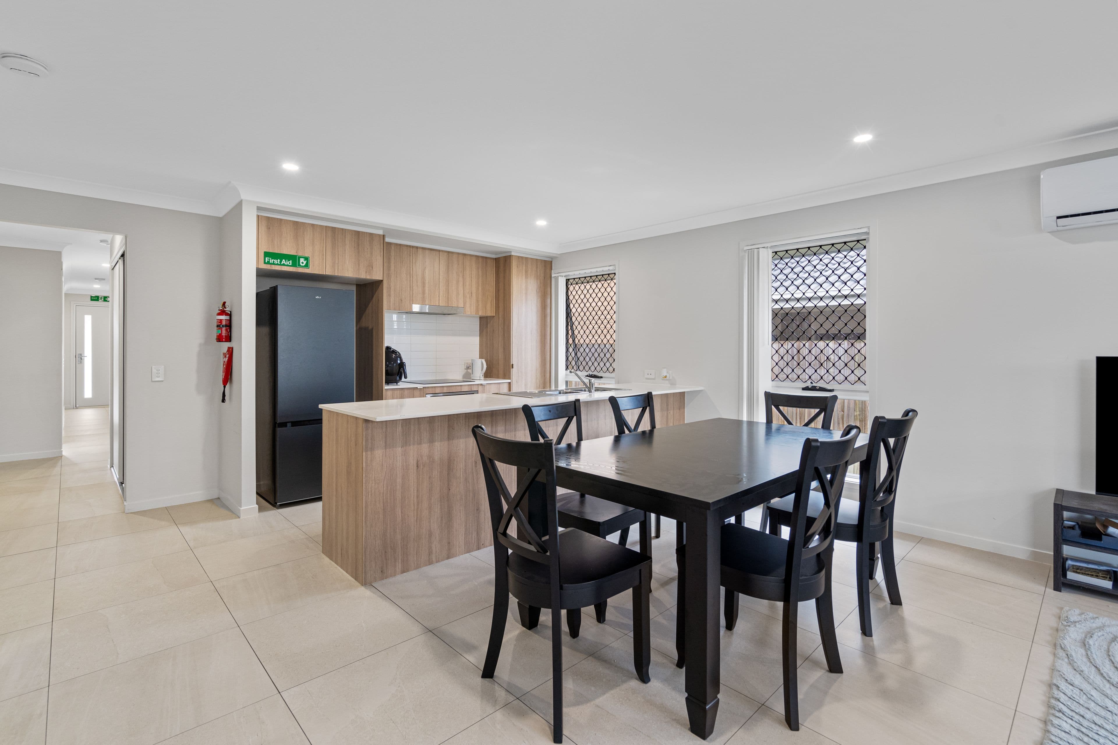 8 Maranoa Street, Logan Reserve QLD 4133, Logan Reserve - Thumbnail 4