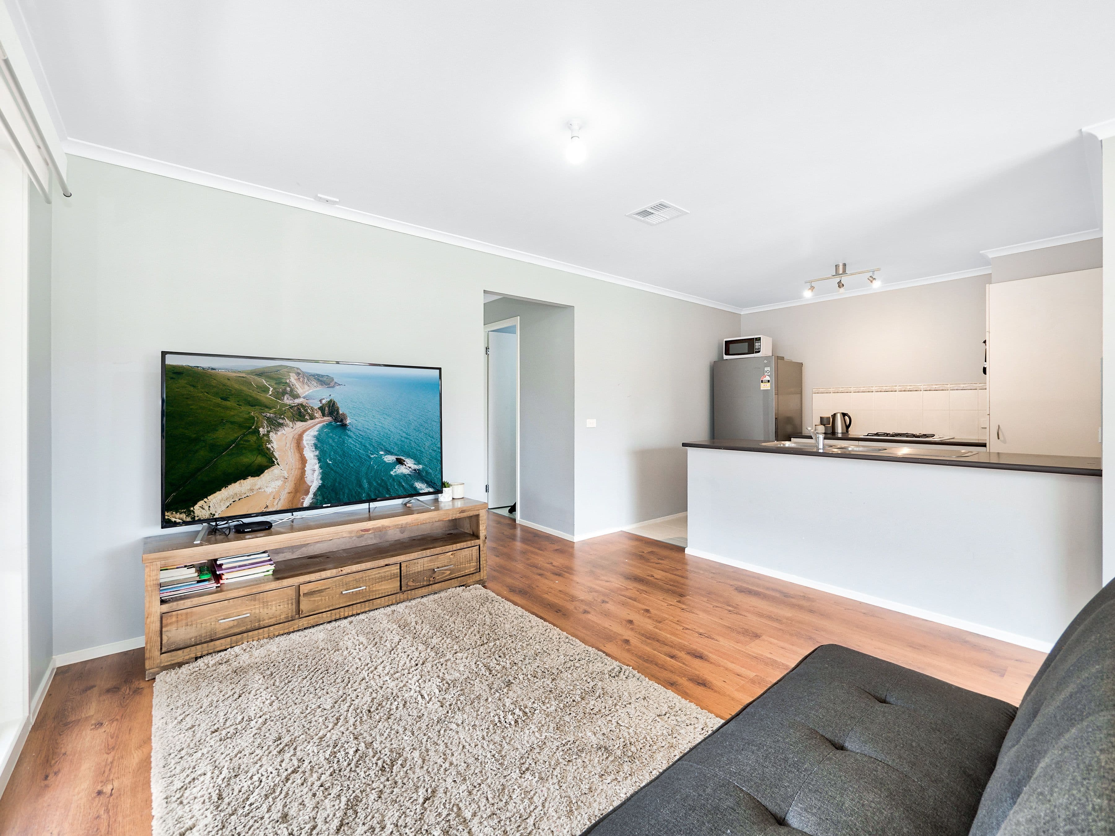 54 Bernborough Avenue, Cranbourne West VIC 3977, Cranbourne West - Thumbnail 4