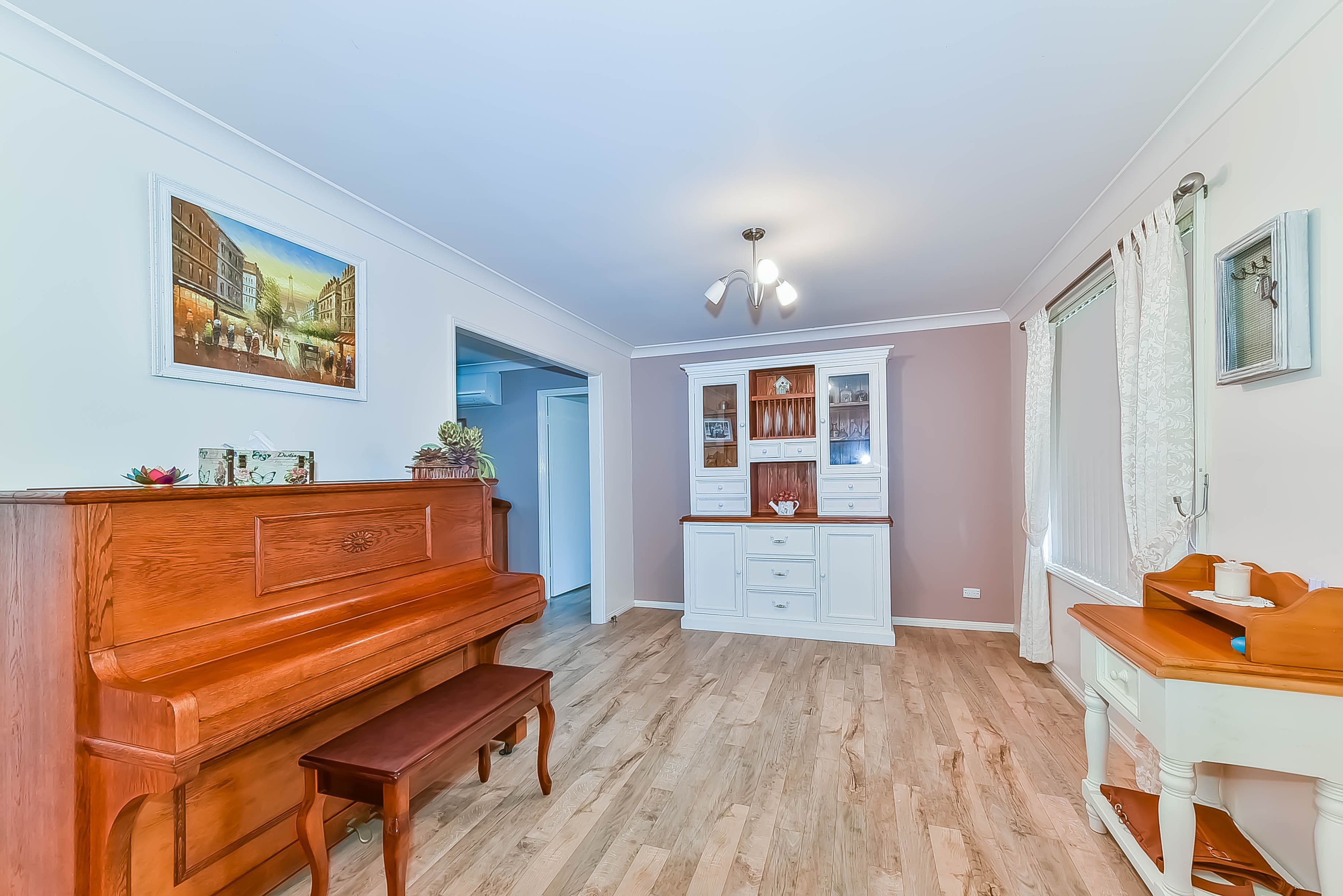 14 Kim Close, Thirlmere - Thumbnail 4