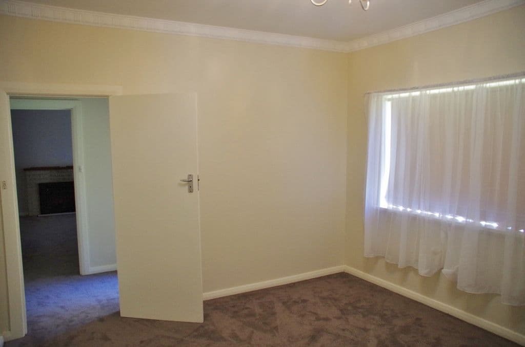 28 Twentyfirst Street, Renmark SA 5341, Renmark - Thumbnail 3