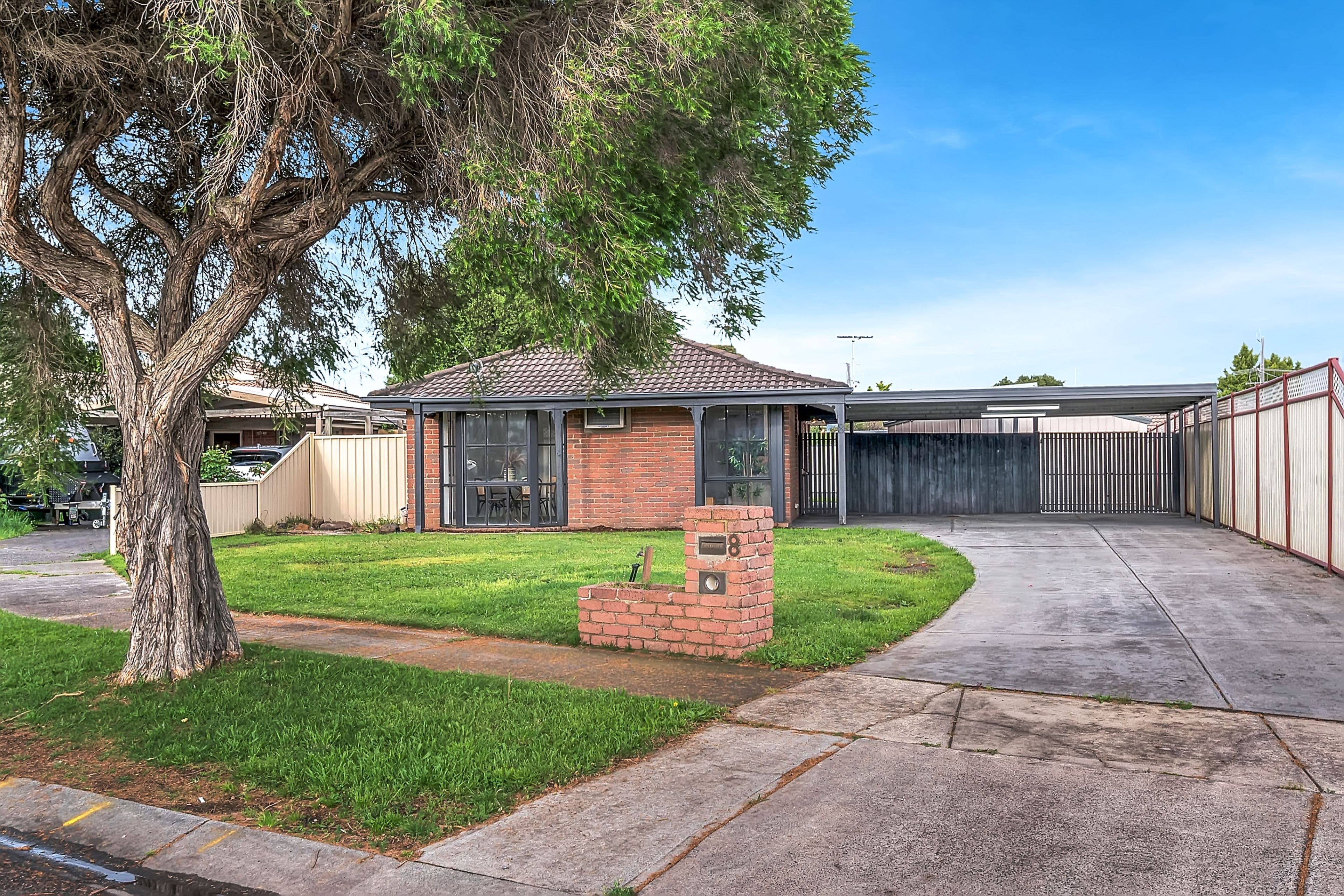 8 Tenby Court, Craigieburn VIC 3064, Craigieburn - Thumbnail 2