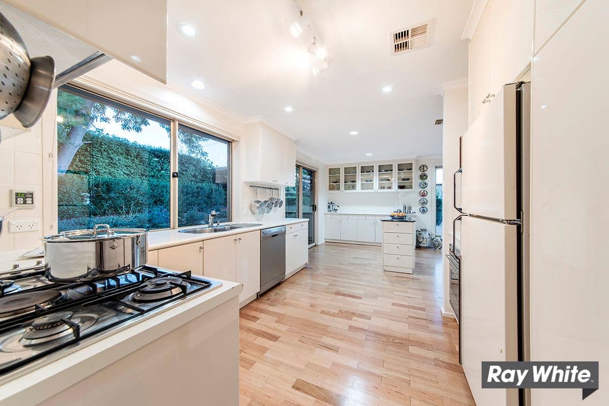 2 Sambell Place, Monash ACT 2904, Monash - Thumbnail 6