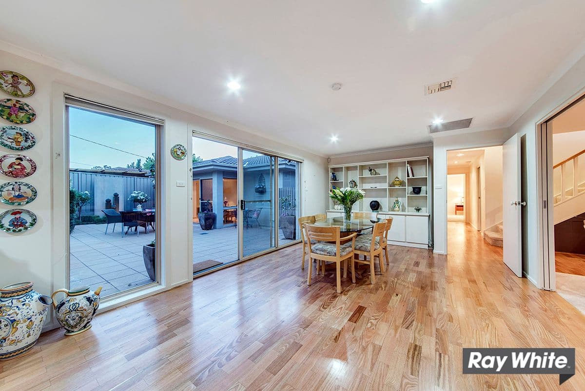 2 Sambell Place, Monash ACT 2904, Monash - Thumbnail 8
