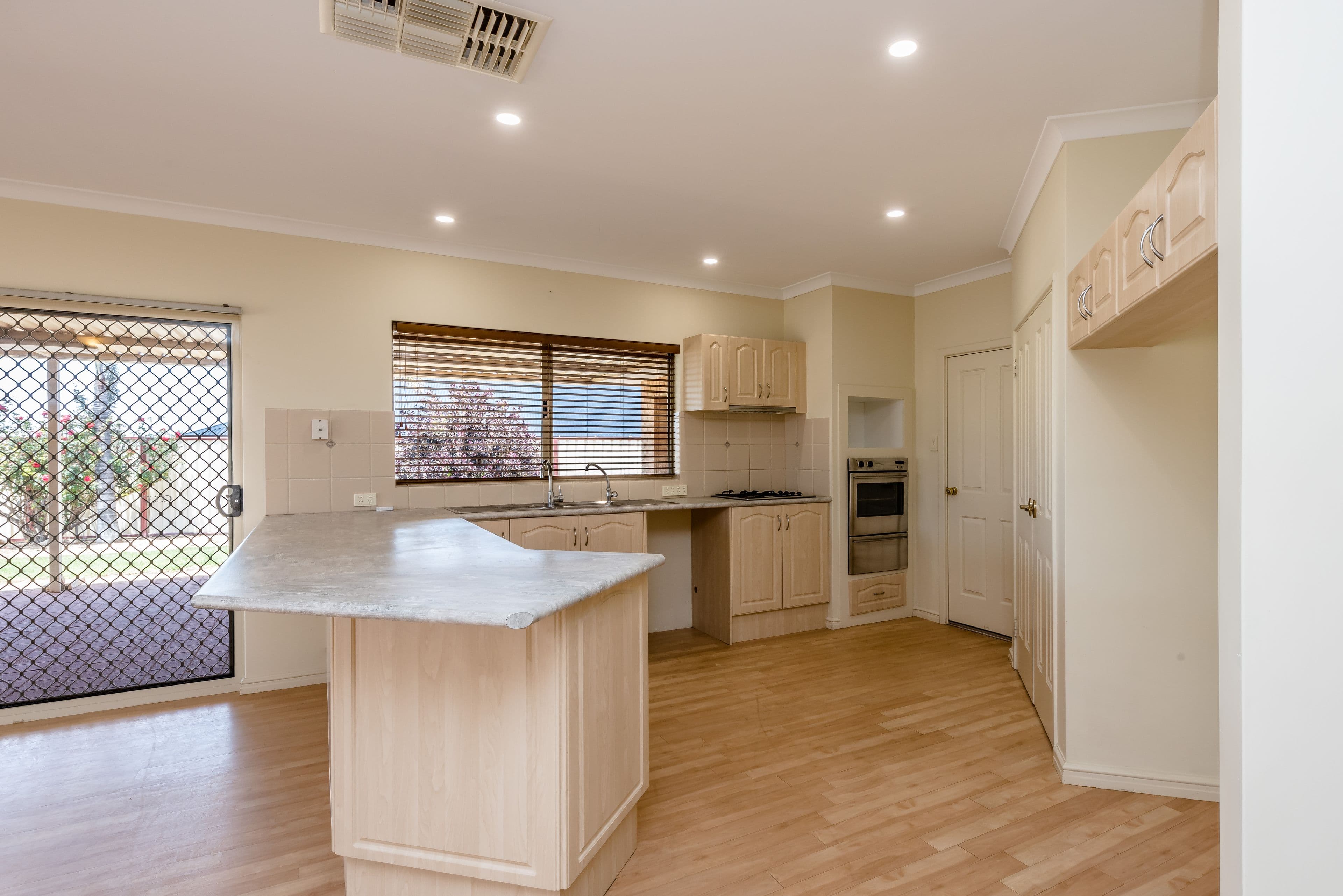 1 Fisher Cove, Mount Tarcoola WA 6530, Mount Tarcoola - Thumbnail 2