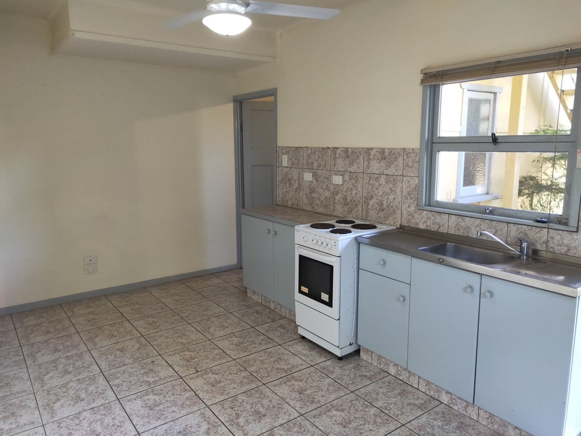 21 James Street, Scarborough QLD 4020, Scarborough - Thumbnail 2