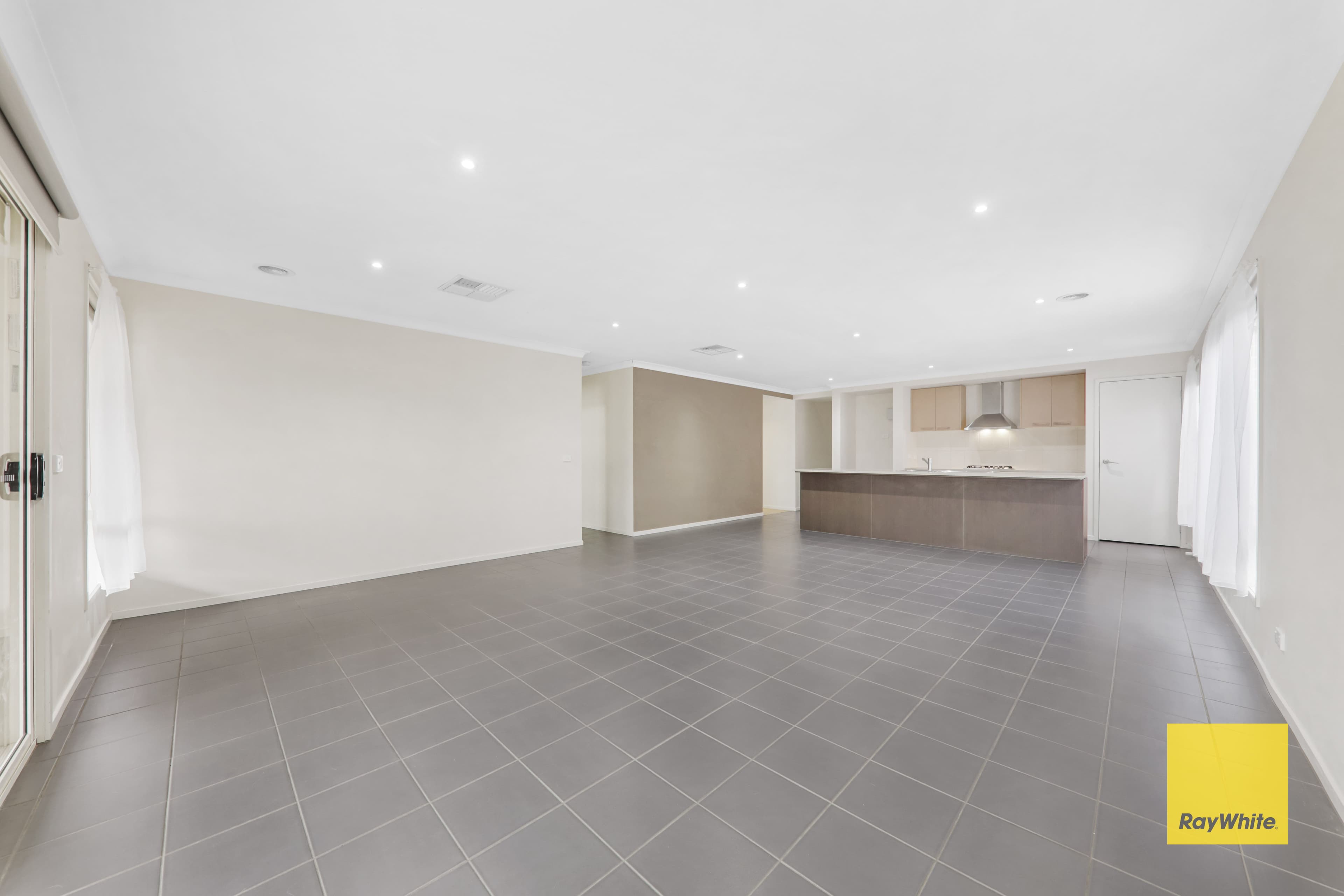 2 Eccles Vista, Point Cook VIC 3030, Point Cook - Thumbnail 6