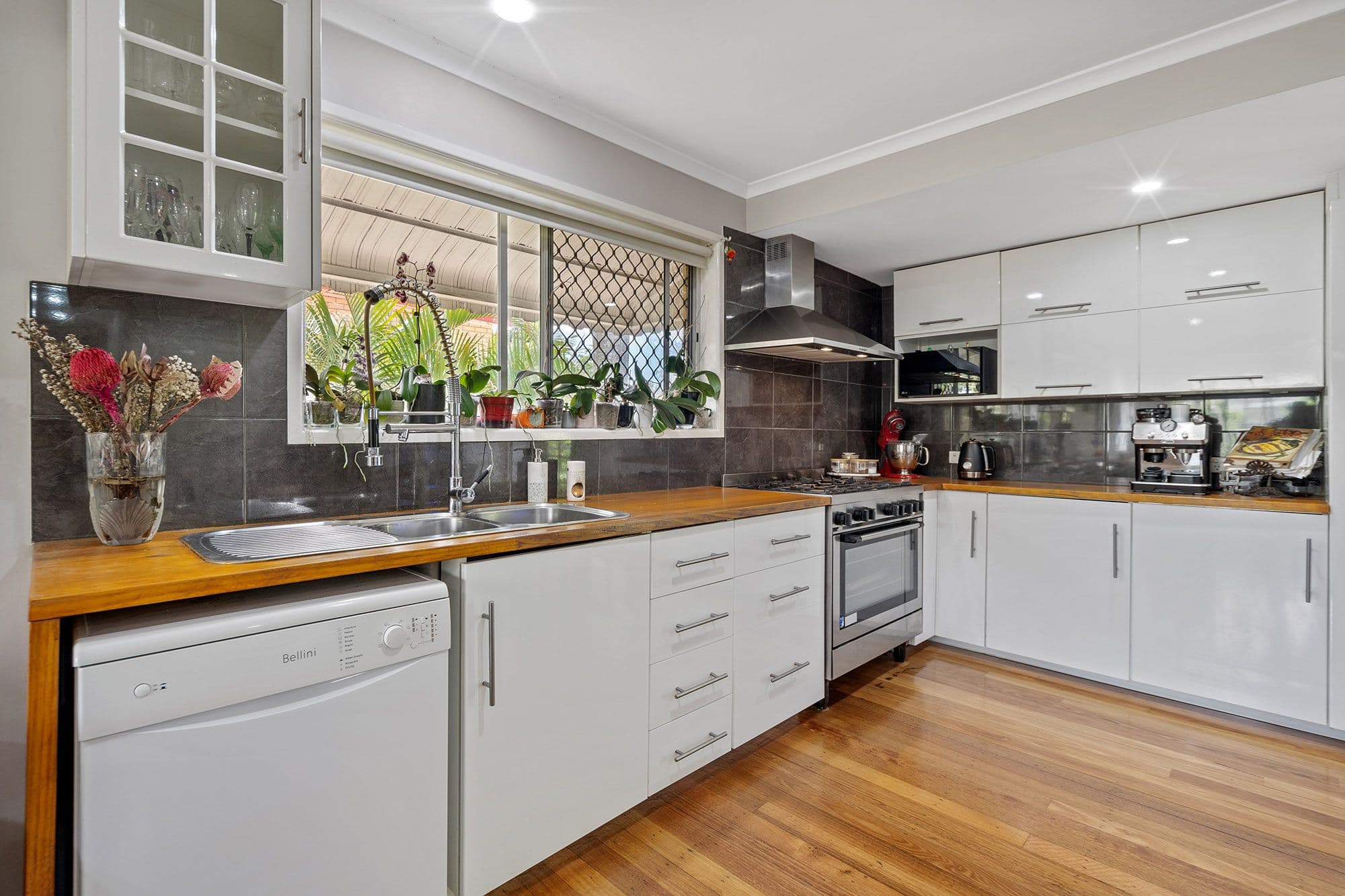 44 Mary Street, Kingston QLD 4114, Kingston - Thumbnail 6