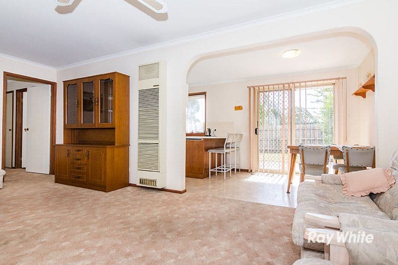 2 Cook Court, Cranbourne VIC 3977, Cranbourne North - Thumbnail 4