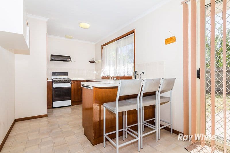 2 Cook Court, Cranbourne VIC 3977, Cranbourne North - Thumbnail 6