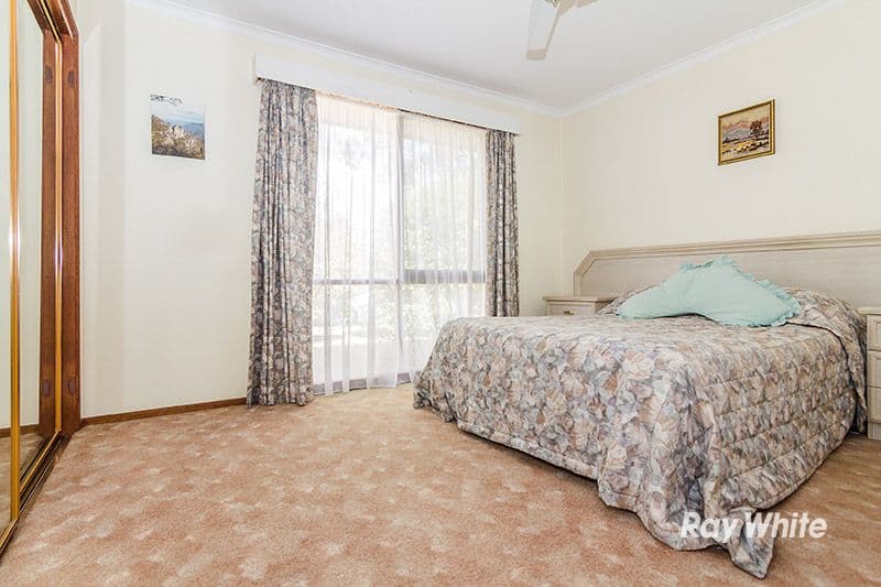 2 Cook Court, Cranbourne VIC 3977, Cranbourne North - Thumbnail 8