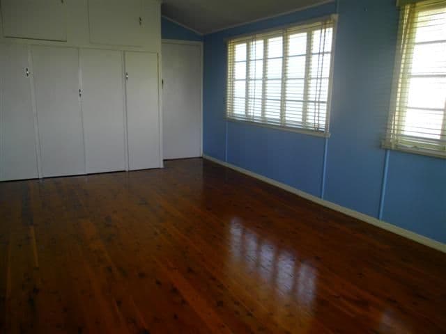 156 McDowall Street, ROMA QLD 4455, Roma - Thumbnail 3