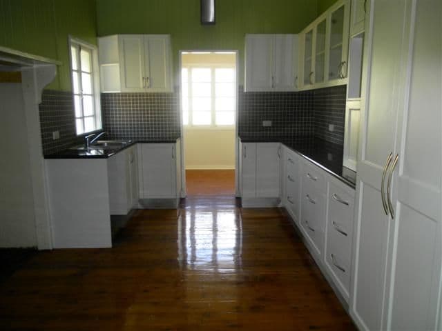 156 McDowall Street, ROMA QLD 4455, Roma - Thumbnail 4