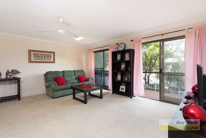 29 Stopford Street, Wooloowin QLD 4030, Wooloowin - Thumbnail 2