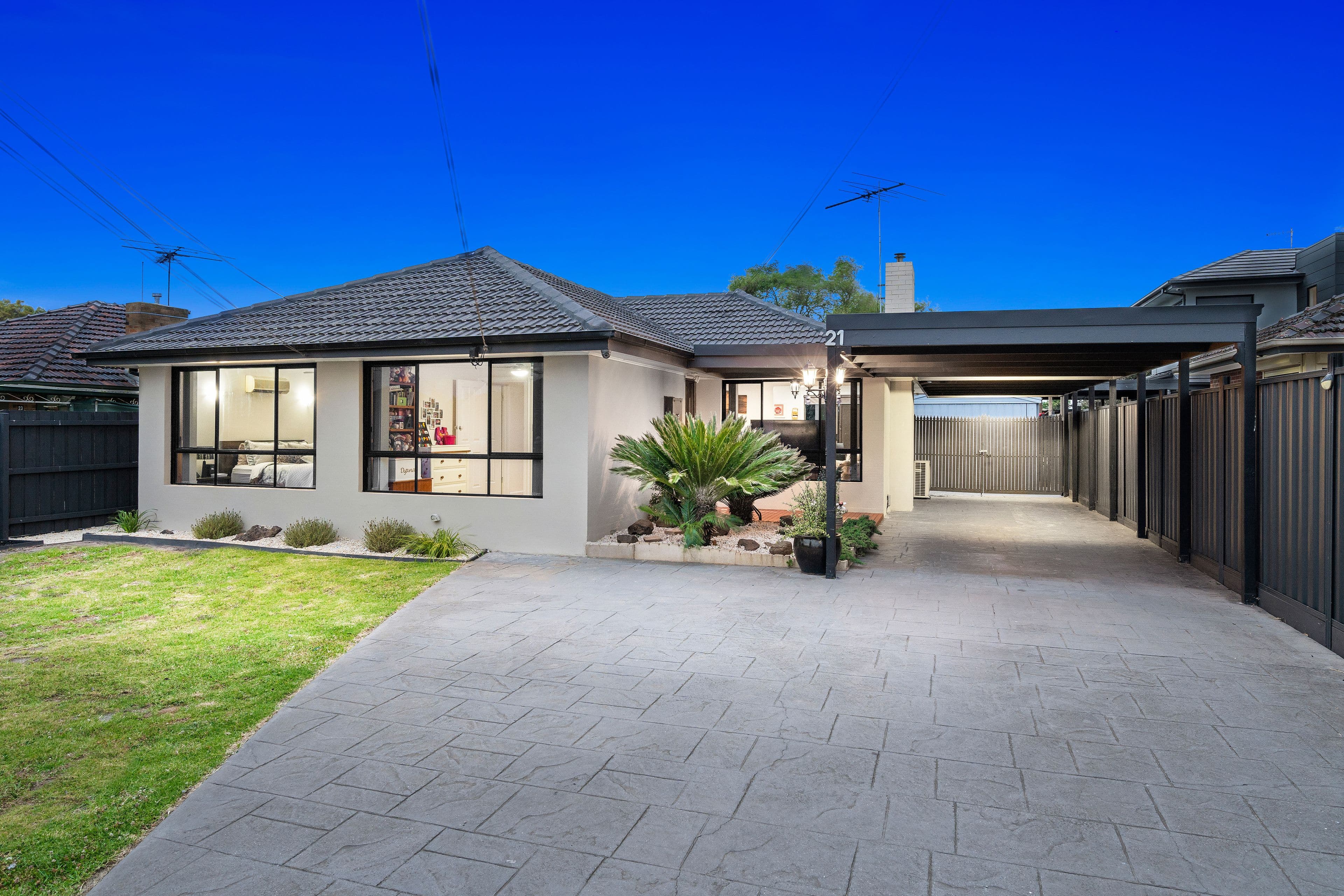 21 Bickley Avenue, Thomastown VIC 3074, Thomastown - Image 1