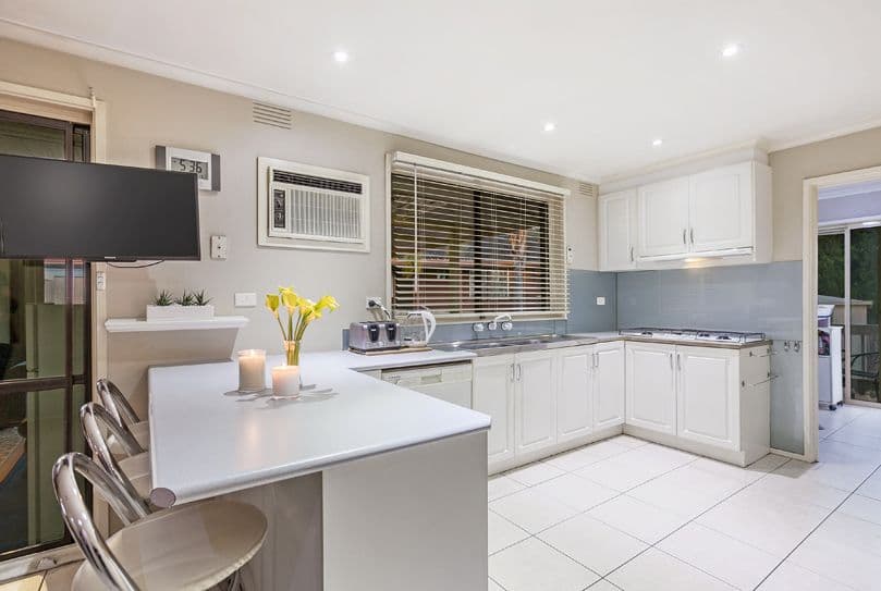 43 Pallant Avenue, Reservoir VIC 3073, Reservoir - Thumbnail 3