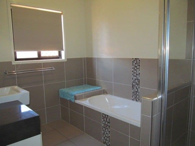 21 Kidd Street, Emerald QLD 4720, Emerald - Thumbnail 3