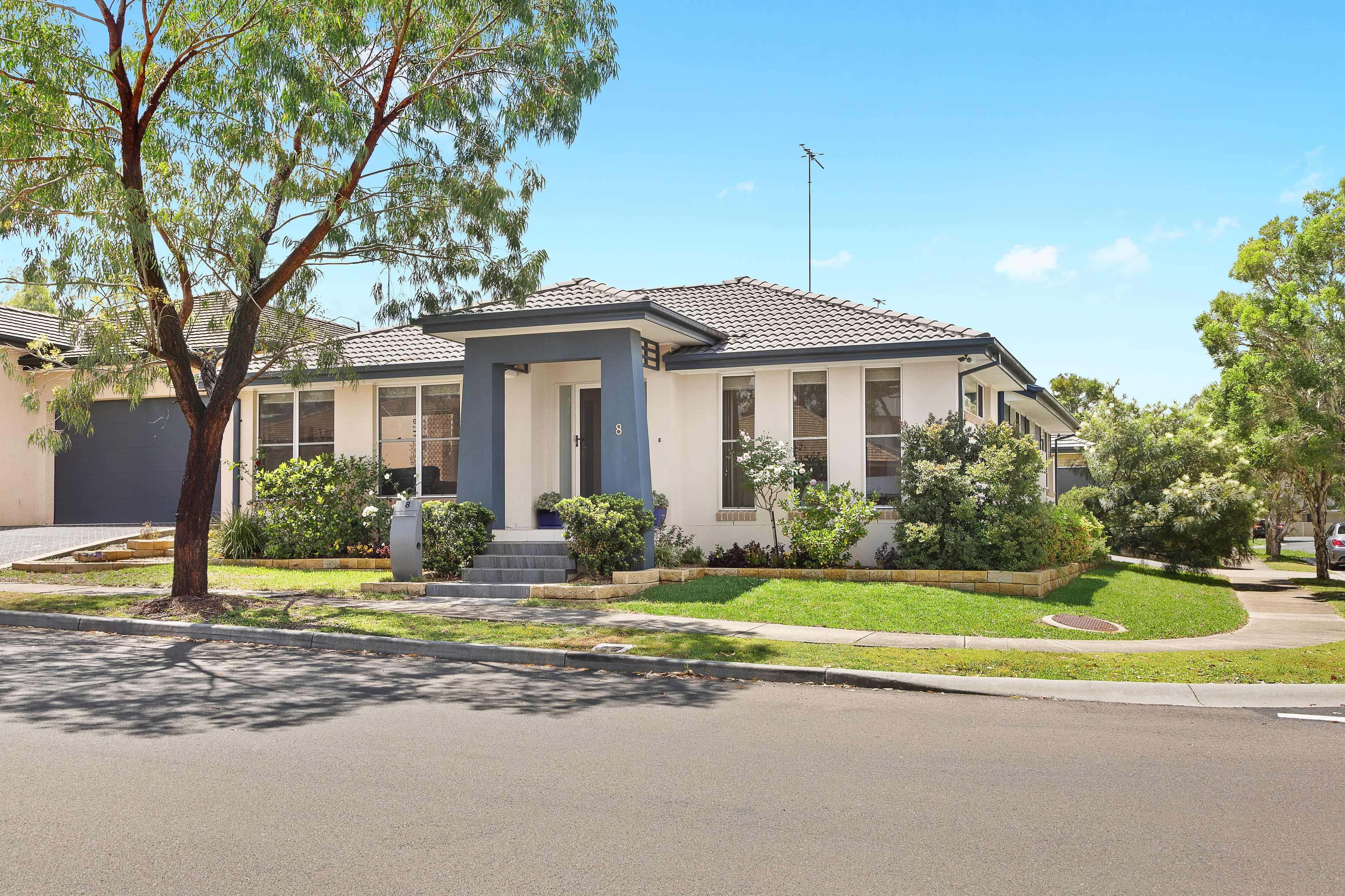 8 Drummond Avenue, Ropes Crossing - Image 1