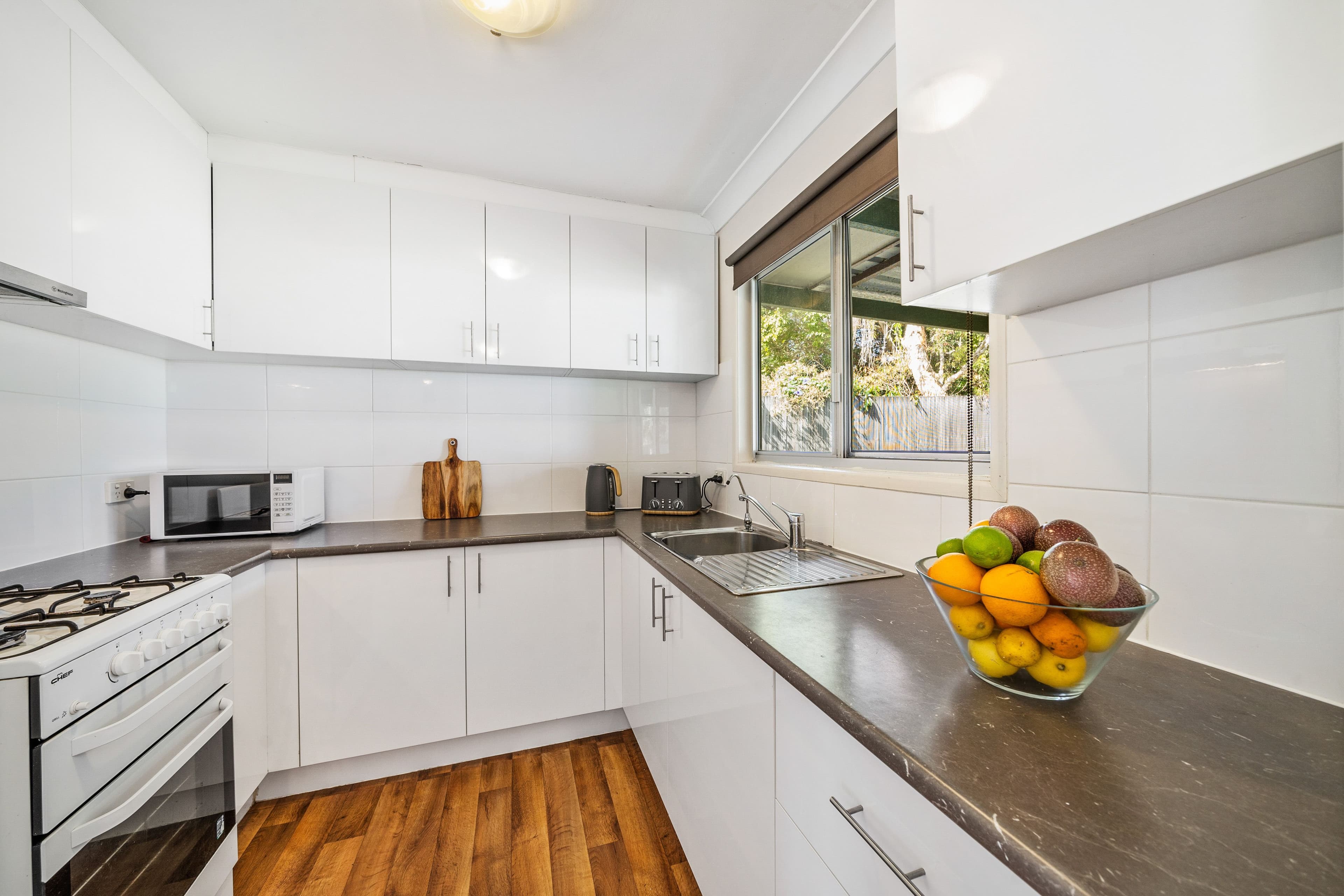 28 Yolla Street, Eagleby QLD 4207, Eagleby - Thumbnail 5