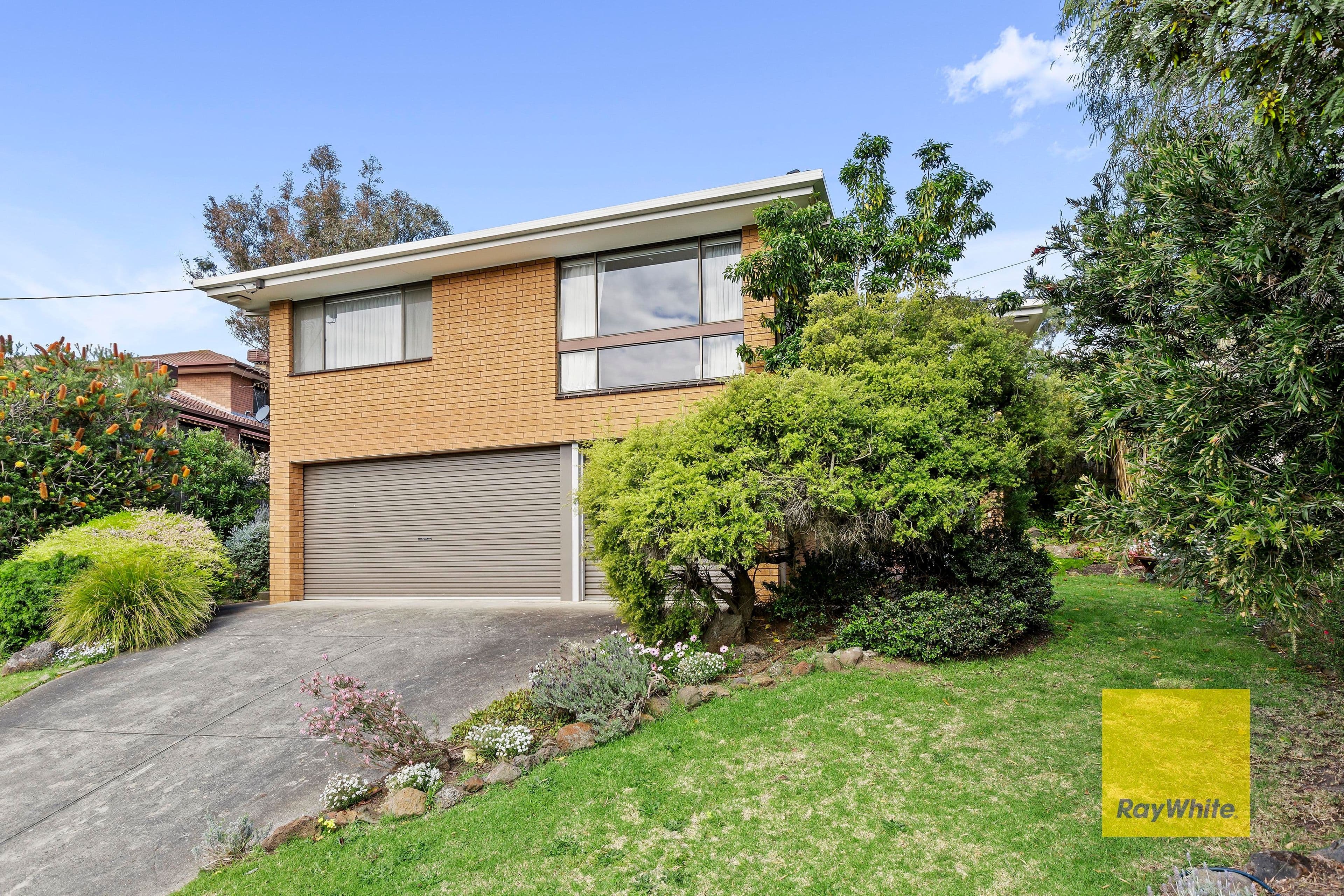 26 St Elmo Crescent, Highton VIC 3216, Highton - Image 1