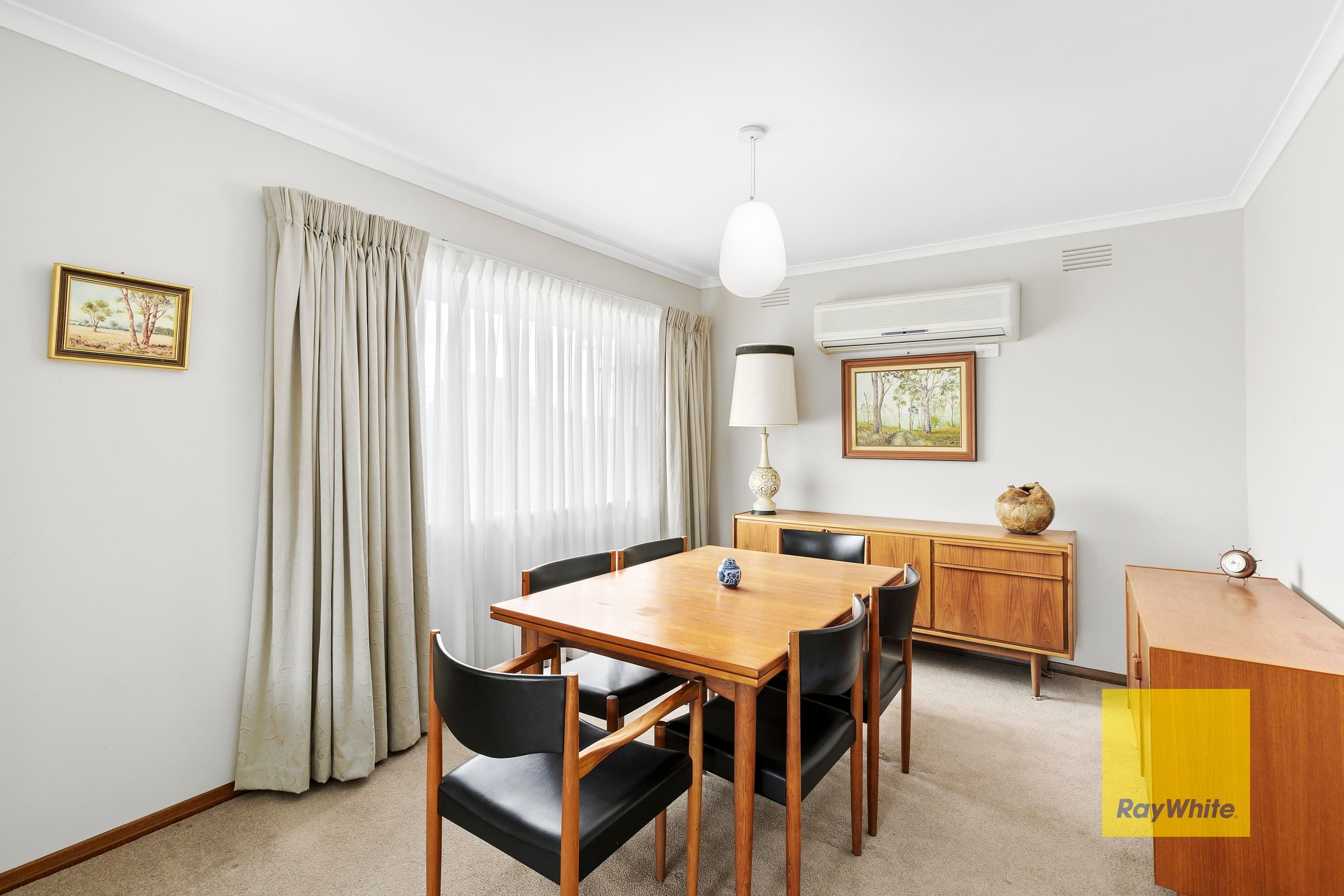 26 St Elmo Crescent, Highton VIC 3216, Highton - Thumbnail 4