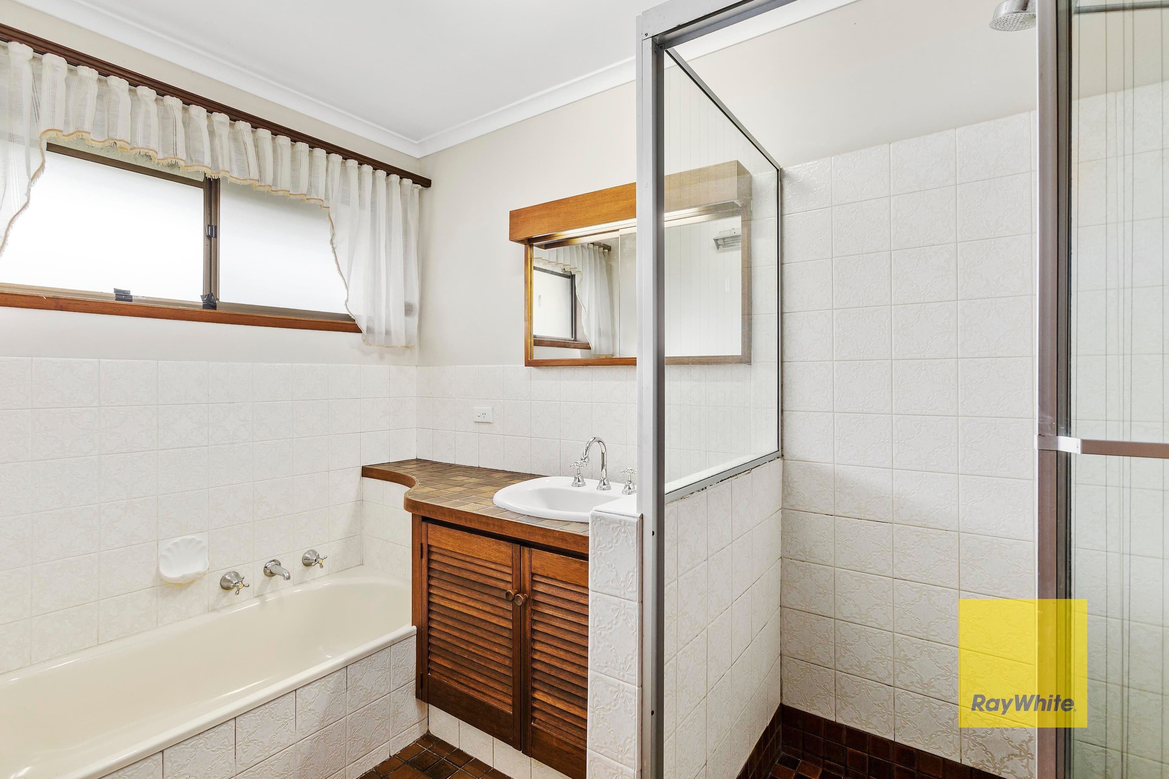 26 St Elmo Crescent, Highton VIC 3216, Highton - Thumbnail 8