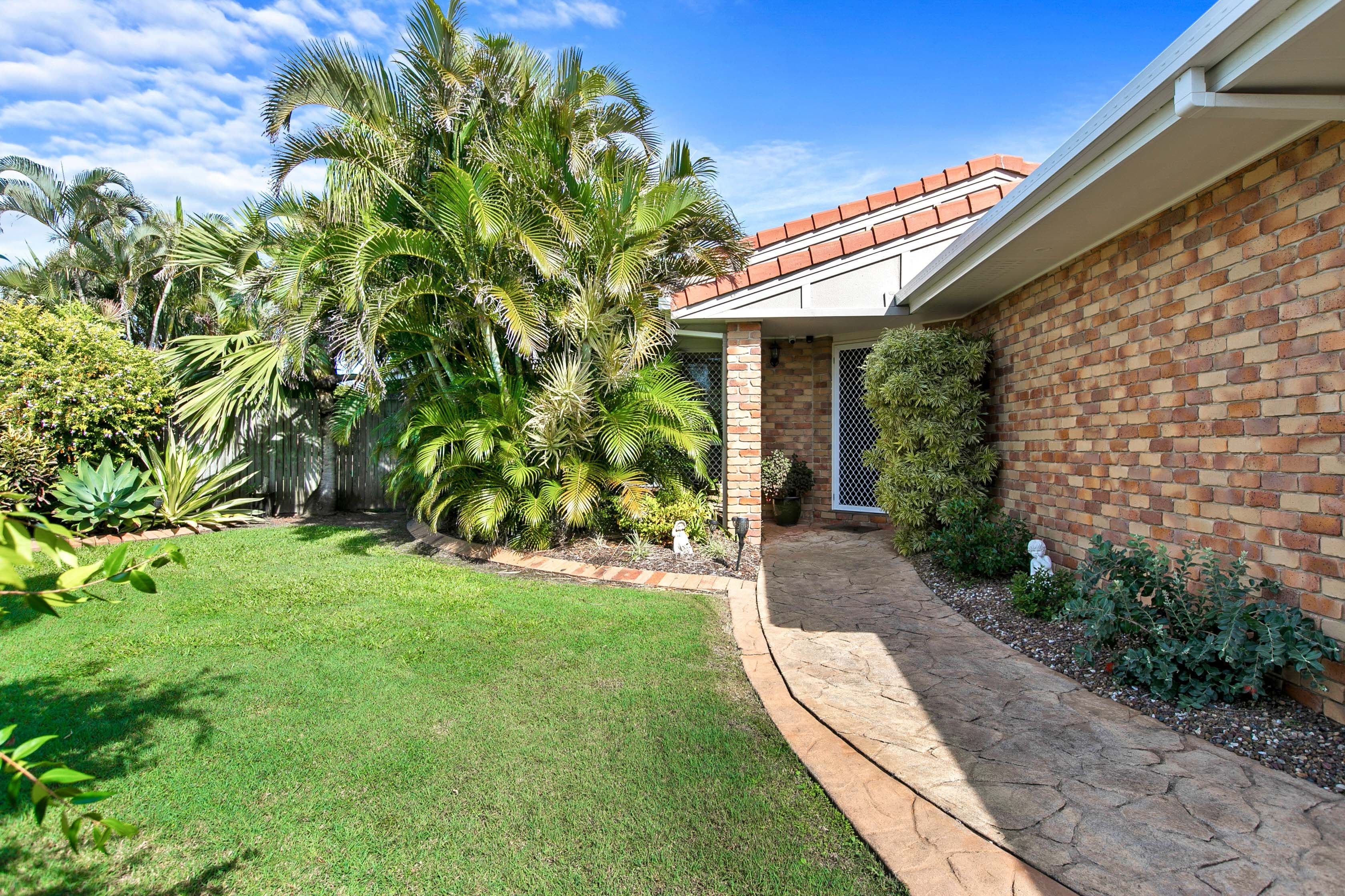 10 Lindeman Court, Kawungan QLD 4655, Kawungan - Thumbnail 3