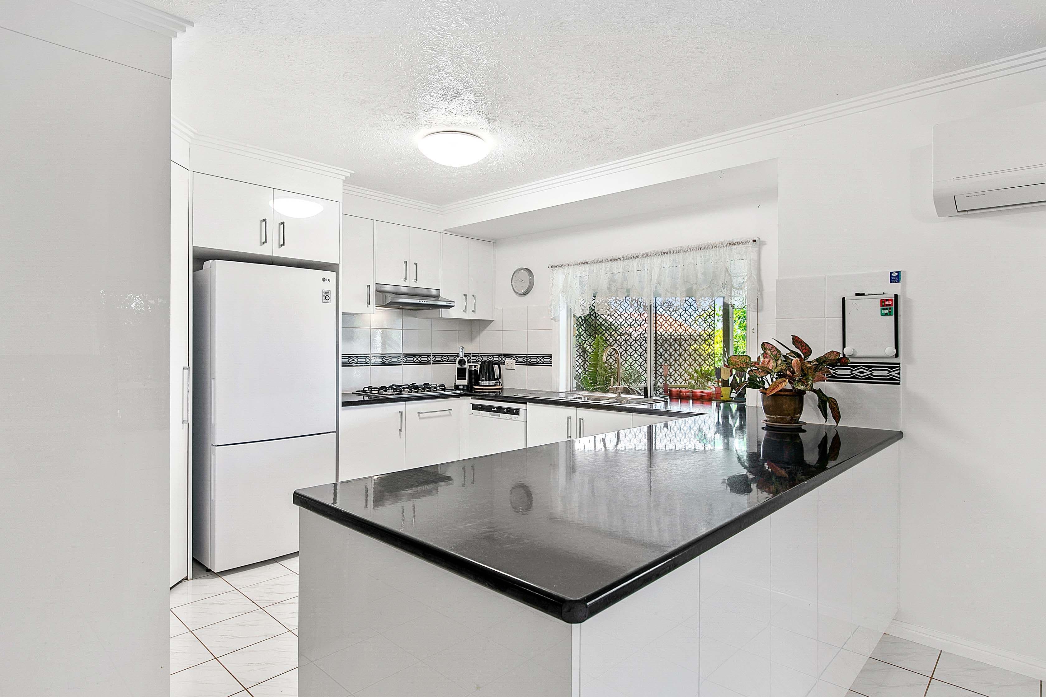 10 Lindeman Court, Kawungan QLD 4655, Kawungan - Thumbnail 6