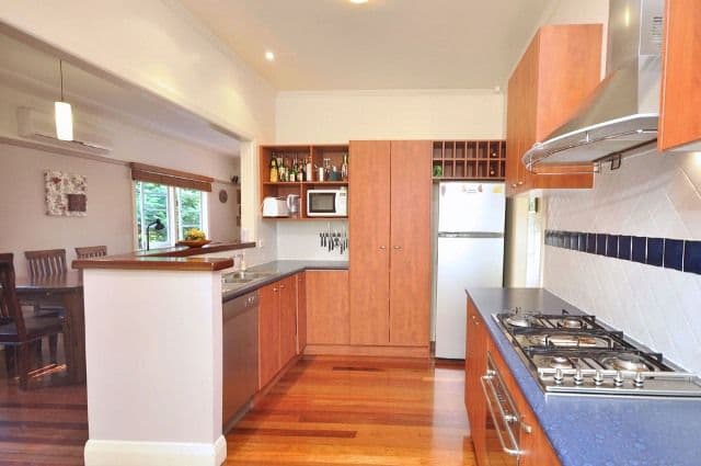 18  Weal Avenue, TARRAGINDI QLD 4121, Tarragindi - Thumbnail 6