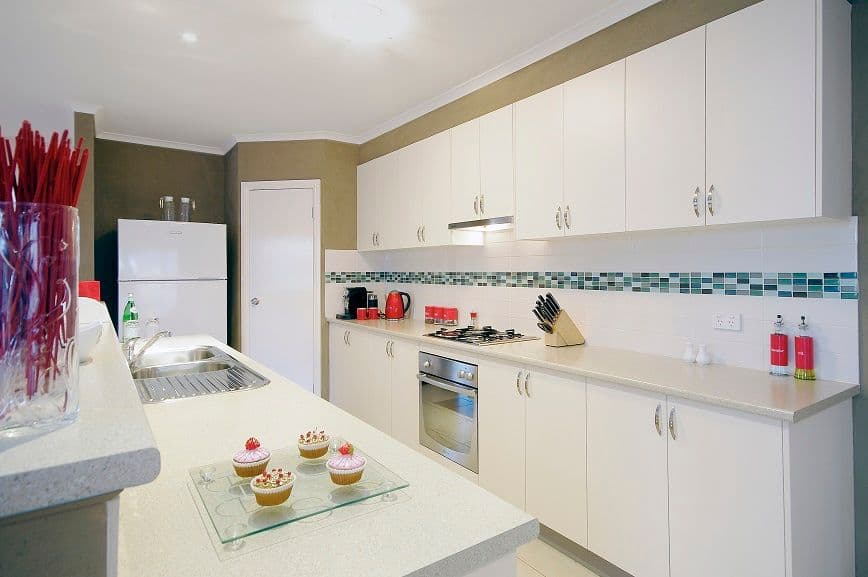 110 Rossack Drive, WAURN PONDS VIC 3216, Waurn Ponds - Thumbnail 6