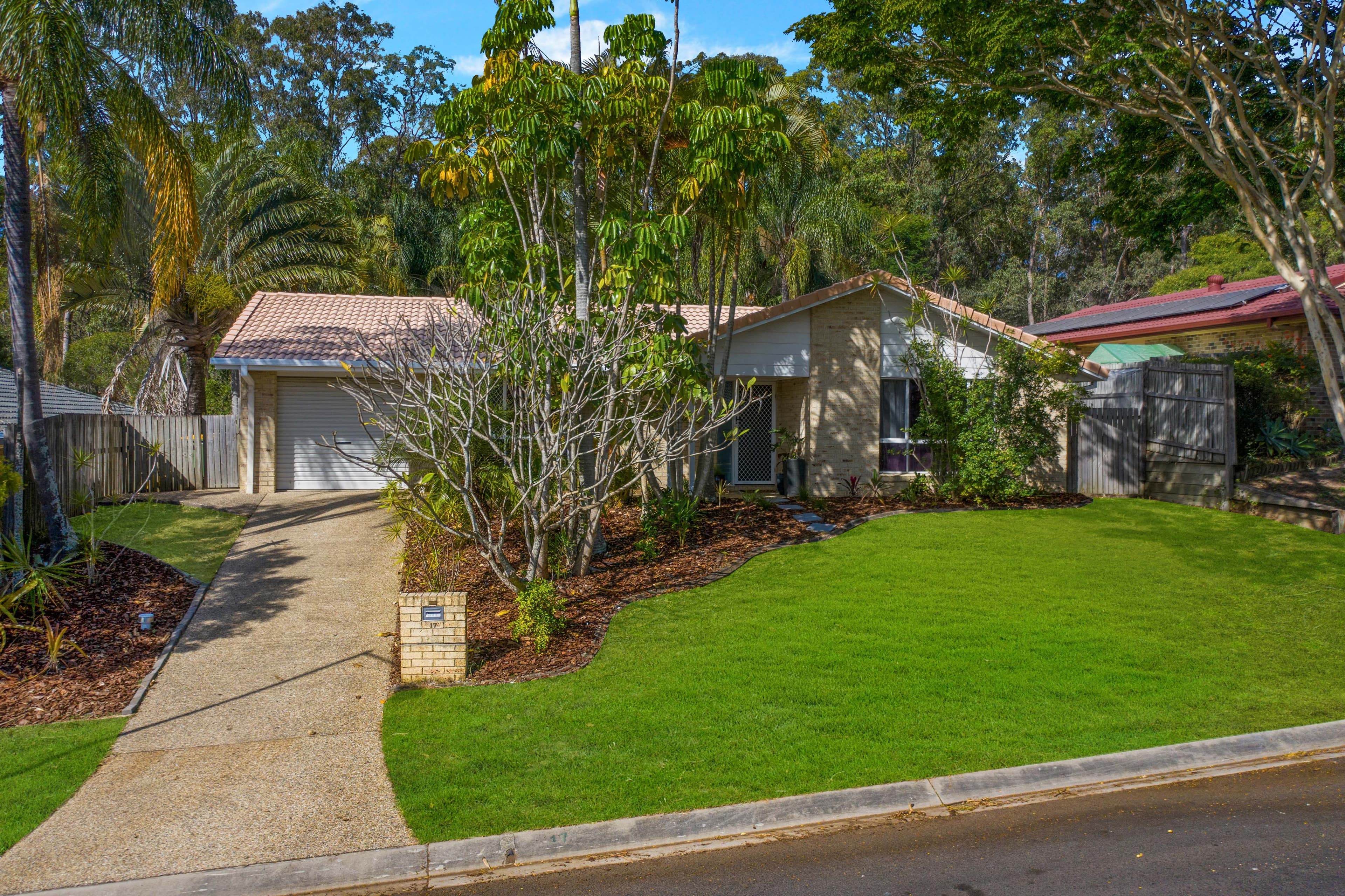 17 Saint James Circuit, Heritage Park QLD 4118, Heritage Park - Thumbnail 2