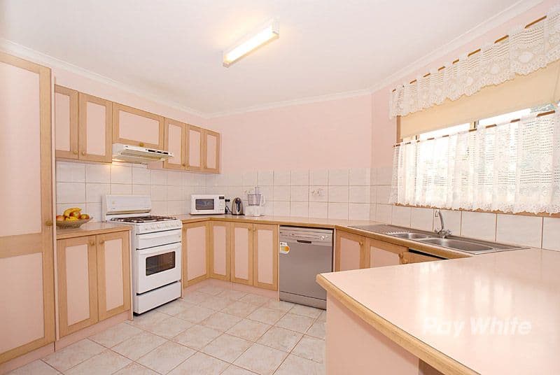 110 Kelvinside Road, NOBLE PARK VIC 3174, Noble Park - Thumbnail 2