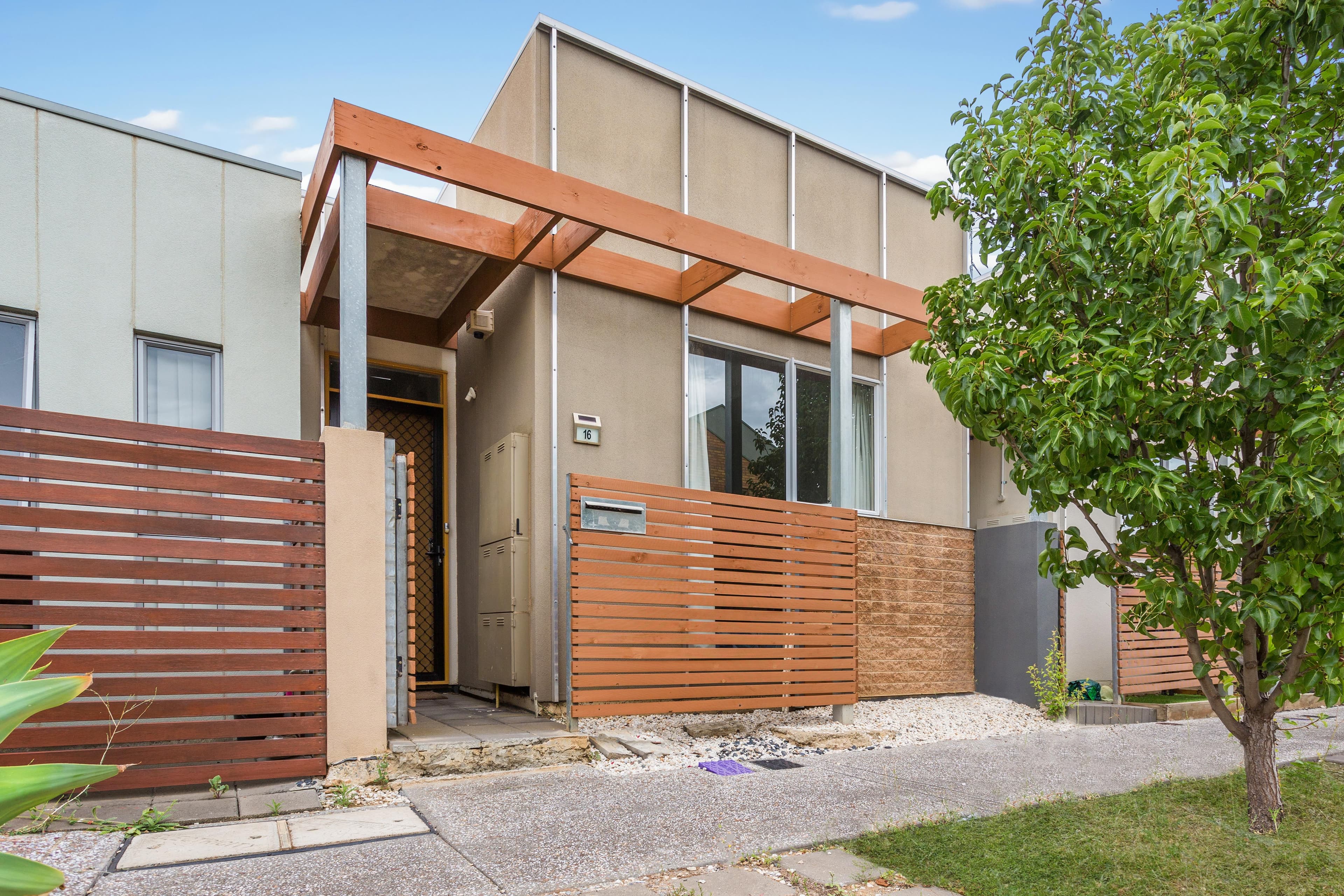 16 Robinson Street, Mawson Lakes SA 5095, Mawson Lakes - Thumbnail 2