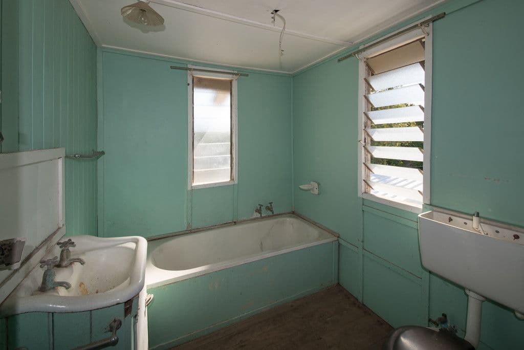 10 Barry Street, Proserpine QLD 4800, Proserpine - Thumbnail 4