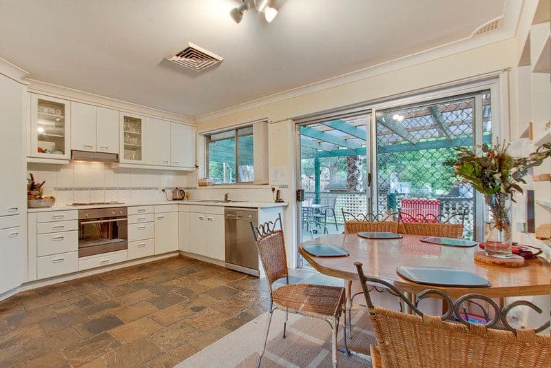 16 Jacaranda Avenue, BAULKHAM HILLS NSW 2153, Baulkham Hills - Thumbnail 2