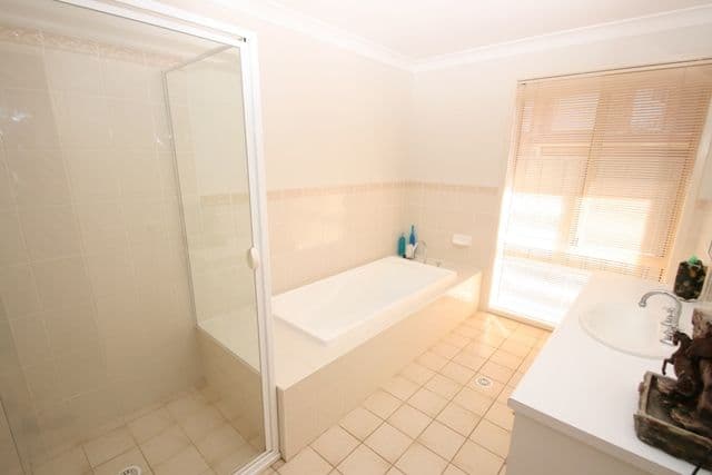 5 Fuchsia Way, HAMLYN TERRACE NSW 2259, Hamlyn Terrace - Thumbnail 5
