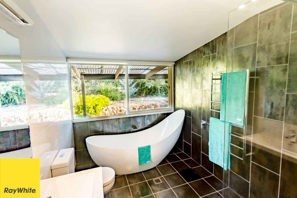 15 Kinsman Drive, Murrumbateman - Thumbnail 4