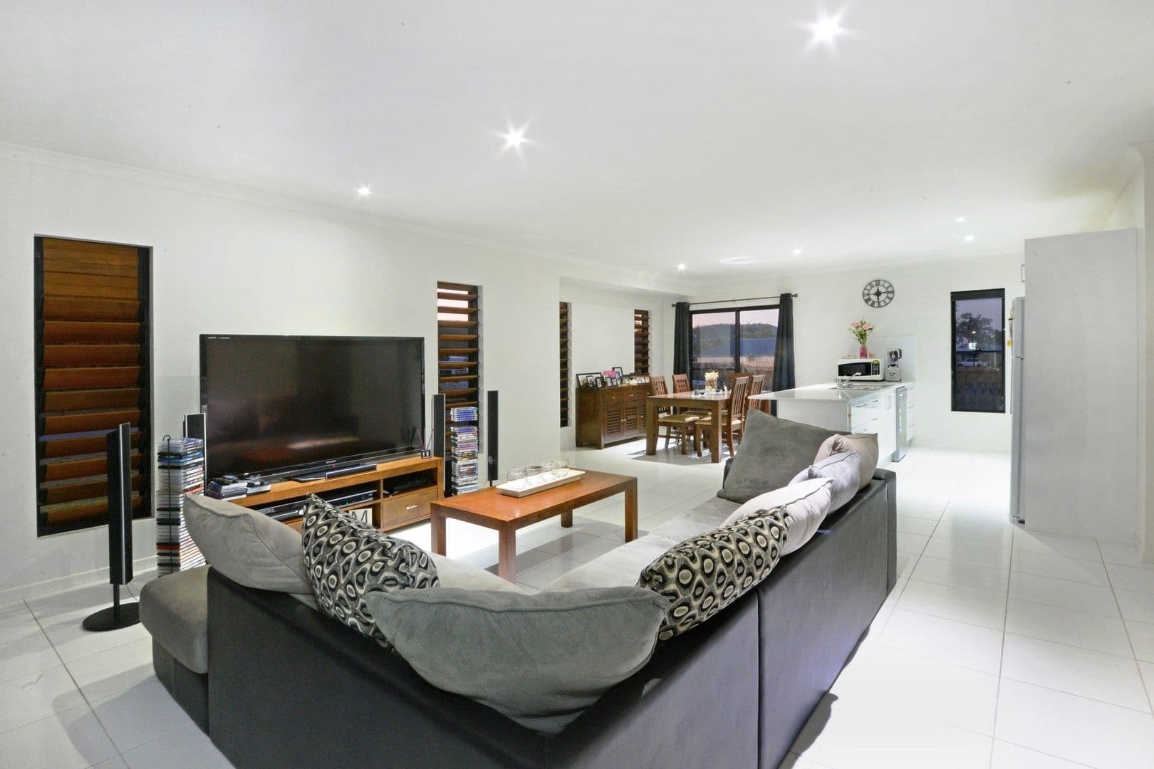99 Fairweather Road, CANNONVALE QLD 4802, Cannonvale - Thumbnail 3