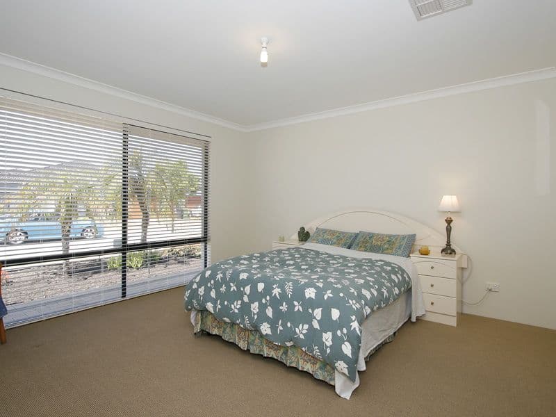 16 Nottingham Entrance, Dalyellup, WA, 6230, Dalyellup - Thumbnail 8