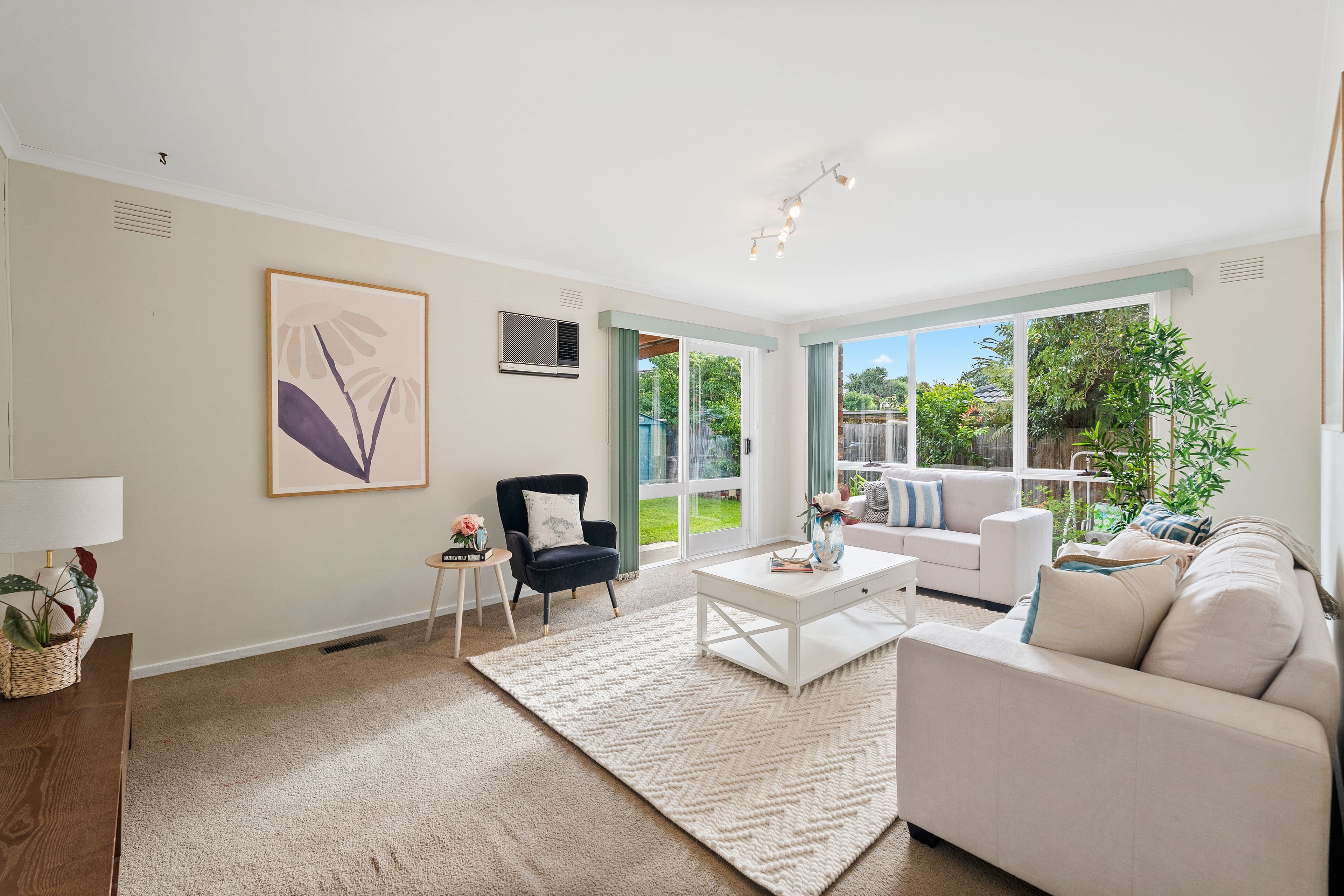 26 Fewster Drive, Wantirna South VIC 3152, Wantirna South - Thumbnail 2