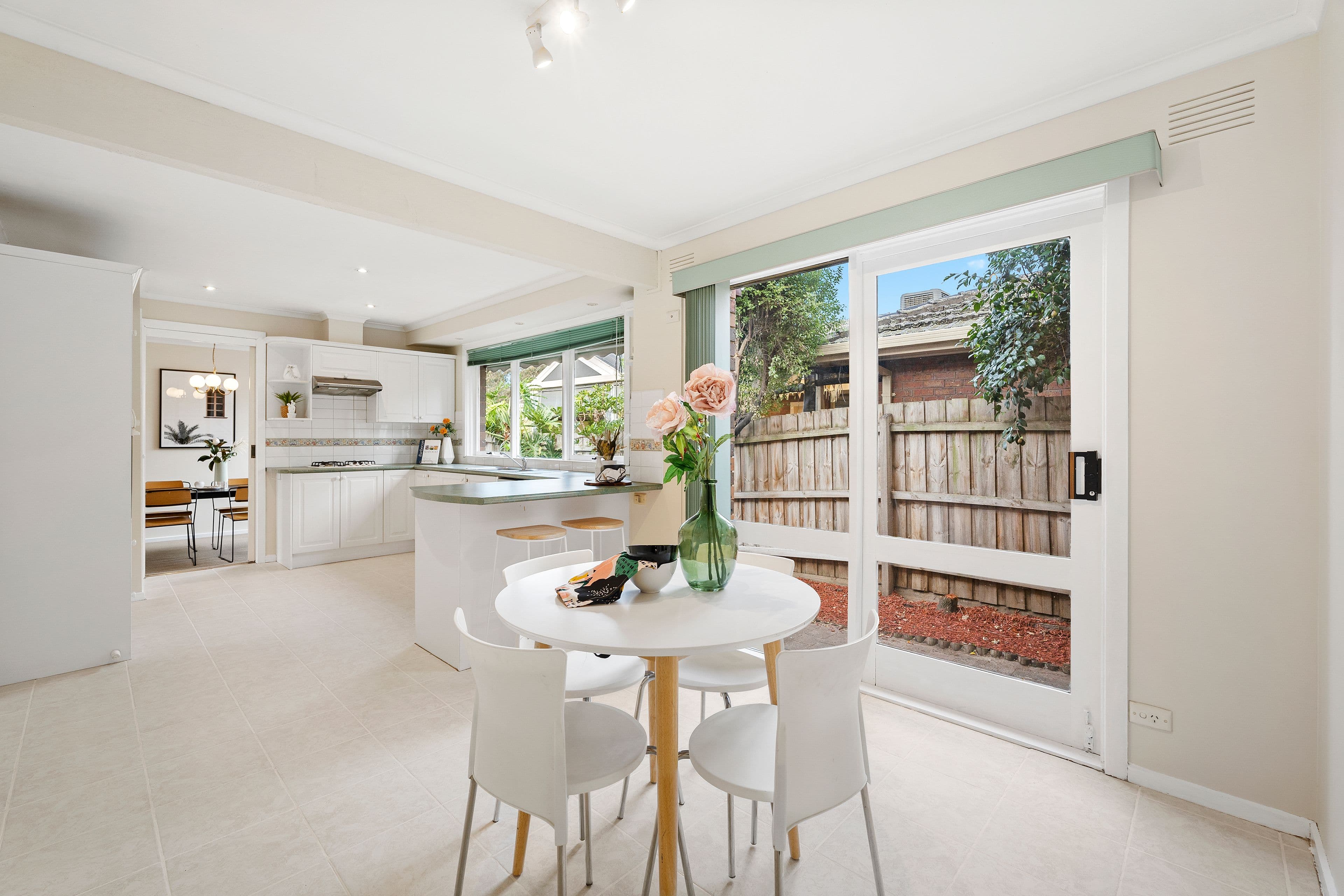 26 Fewster Drive, Wantirna South VIC 3152, Wantirna South - Thumbnail 5