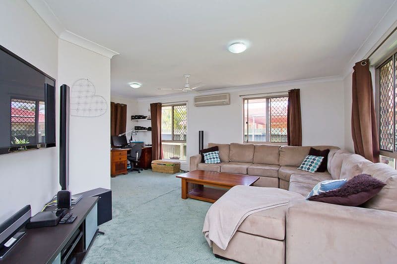 74 Bergamont Street, ELANORA QLD 4221, Elanora - Thumbnail 5