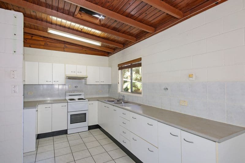 19 Storrs Road, Peachester QLD 4519, Peachester - Thumbnail 3