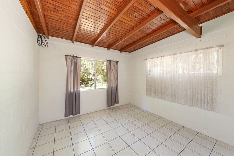 19 Storrs Road, Peachester QLD 4519, Peachester - Thumbnail 5