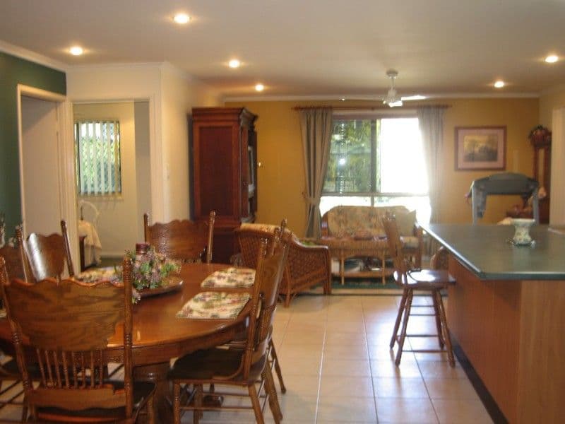 4 Collins Court, EIMEO QLD 4740, Eimeo - Thumbnail 5