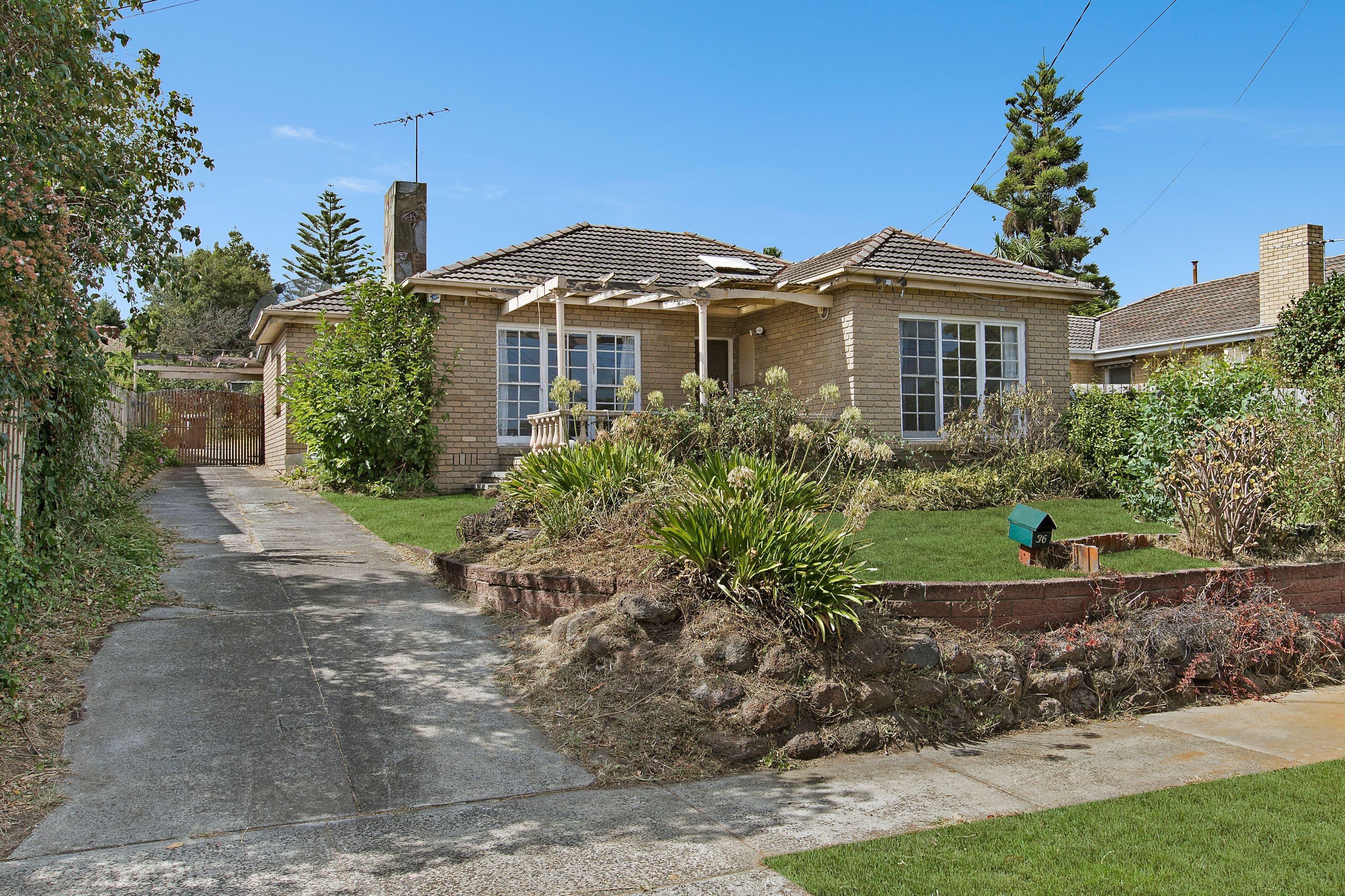 36 Jordan Grove, Glen Waverley VIC 3150, Glen Waverley - Thumbnail 2