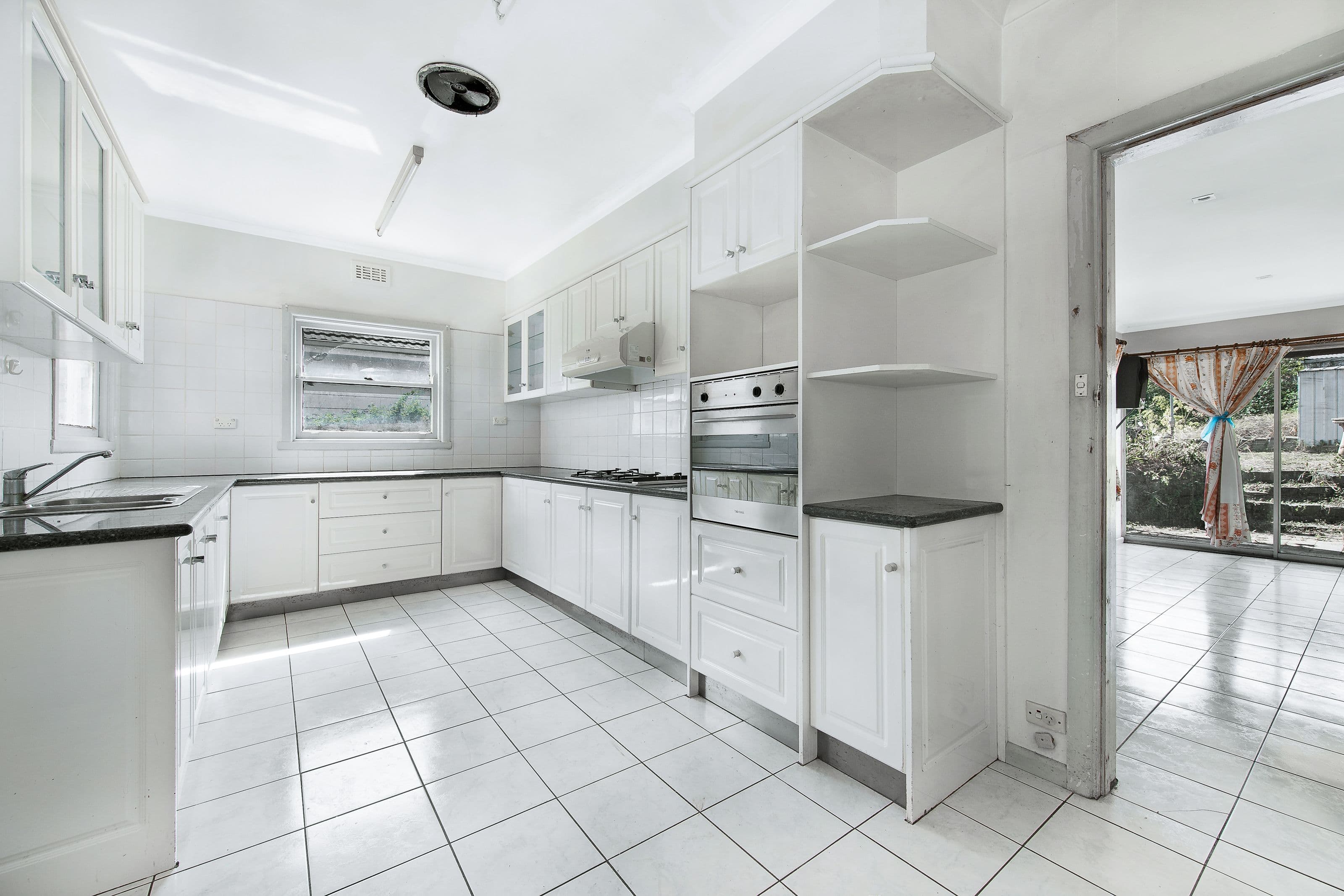 36 Jordan Grove, Glen Waverley VIC 3150, Glen Waverley - Thumbnail 3