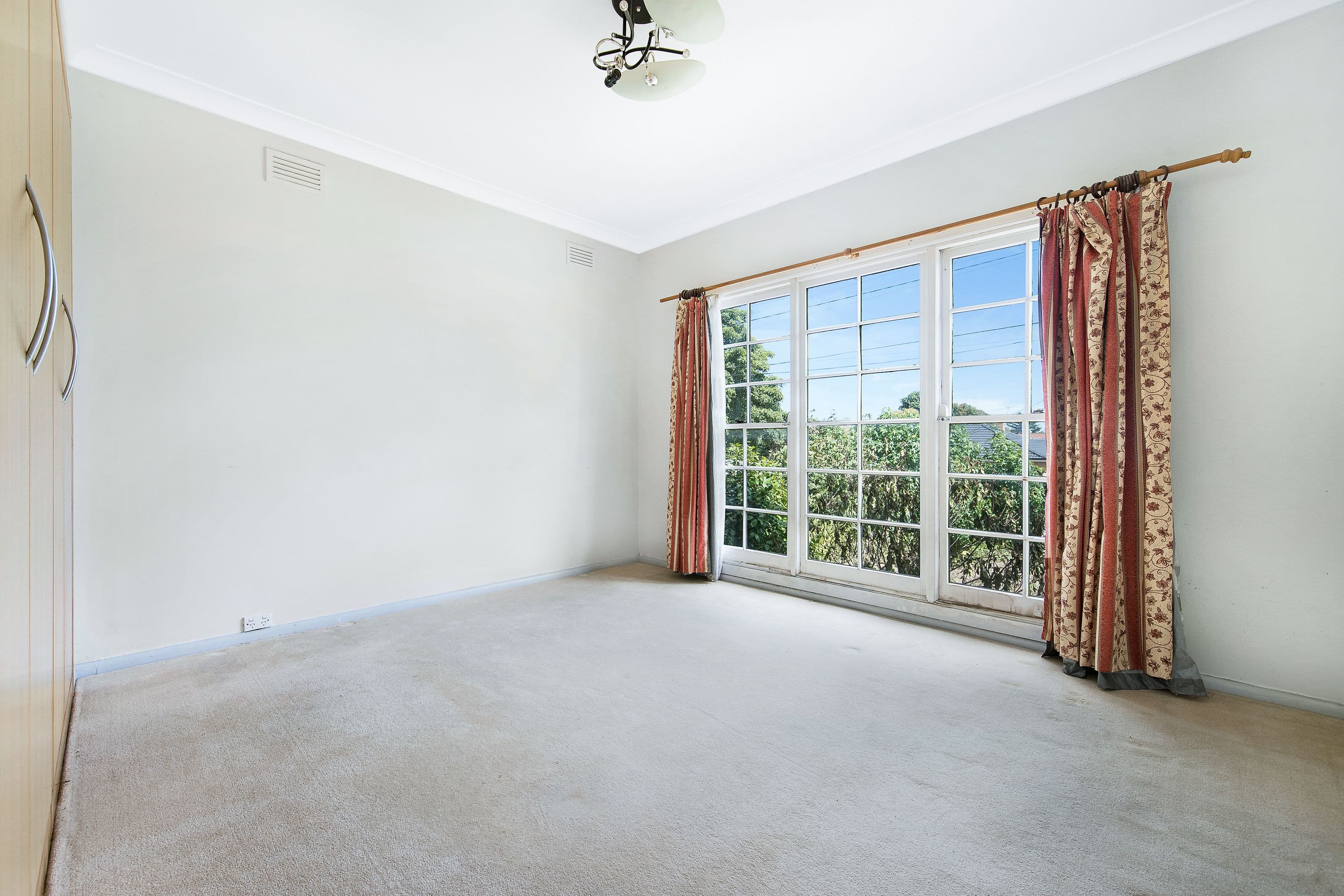 36 Jordan Grove, Glen Waverley VIC 3150, Glen Waverley - Thumbnail 5