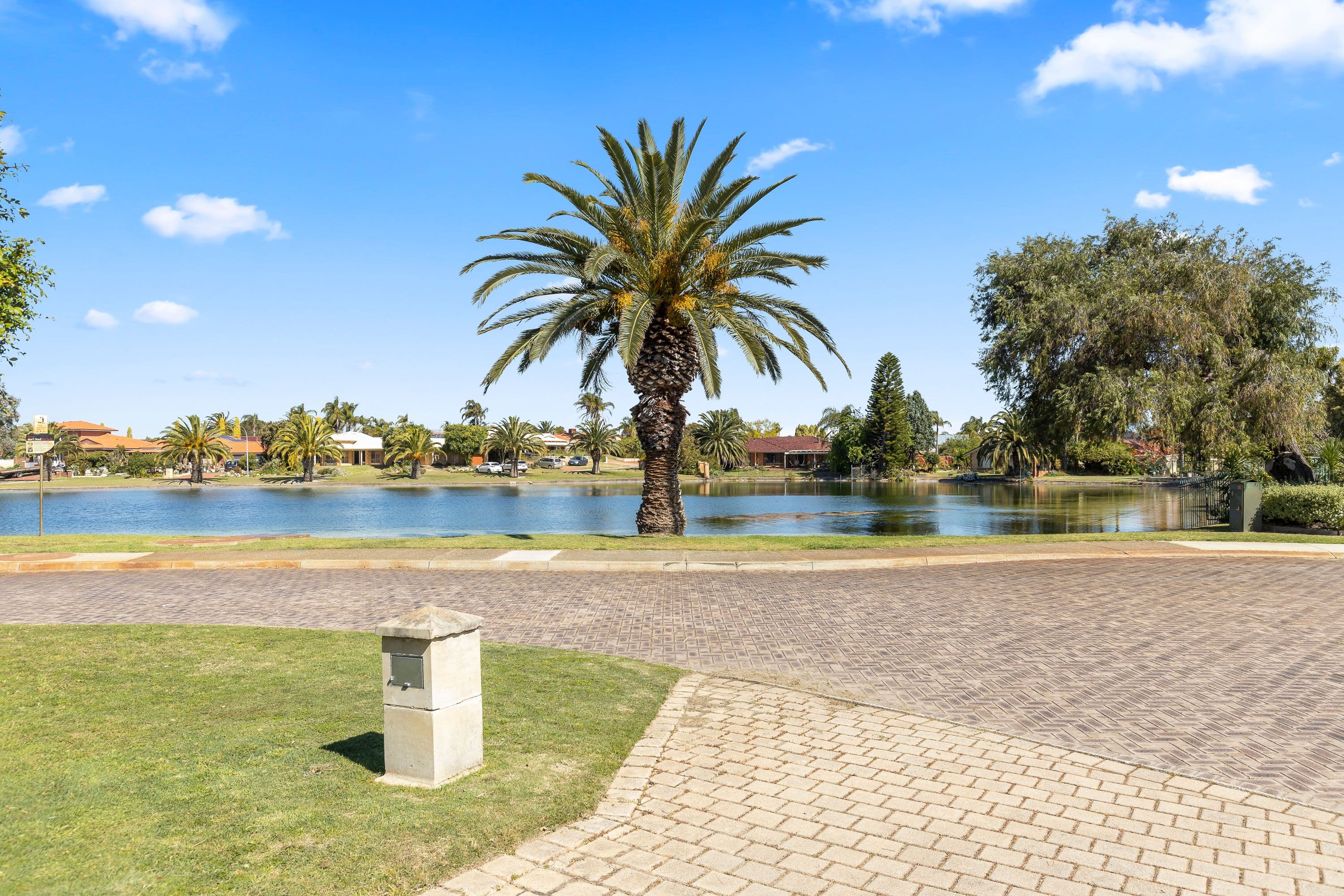 16 Peninsula Trail, Ballajura WA 6066, Ballajura - Thumbnail 2