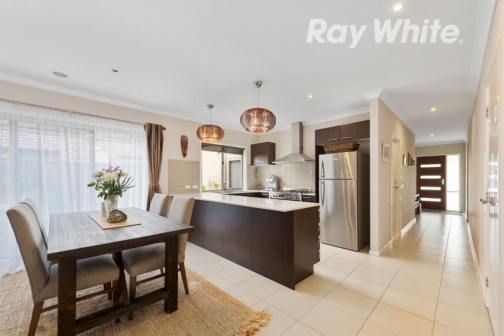 32 Weerona Parkway, Wollert VIC 3750, Wollert - Thumbnail 2